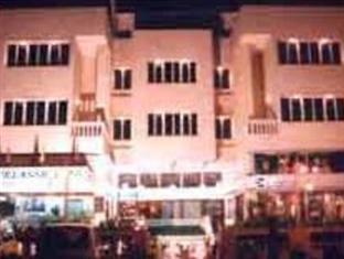 Hotel Klassic Gold Ahmedabad Exteriör bild